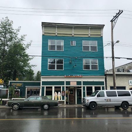 Historic Hotel Bayview Stewart Экстерьер фото