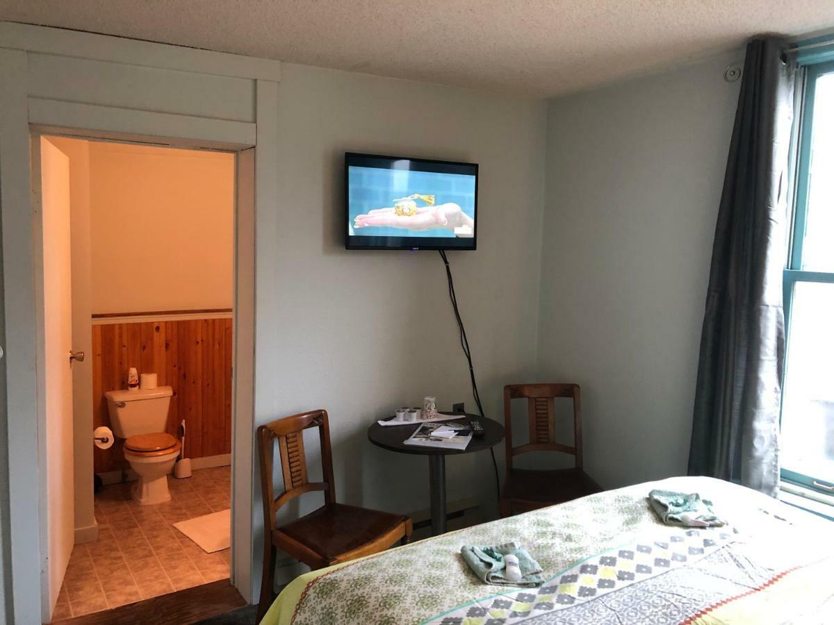 Historic Hotel Bayview Stewart Экстерьер фото