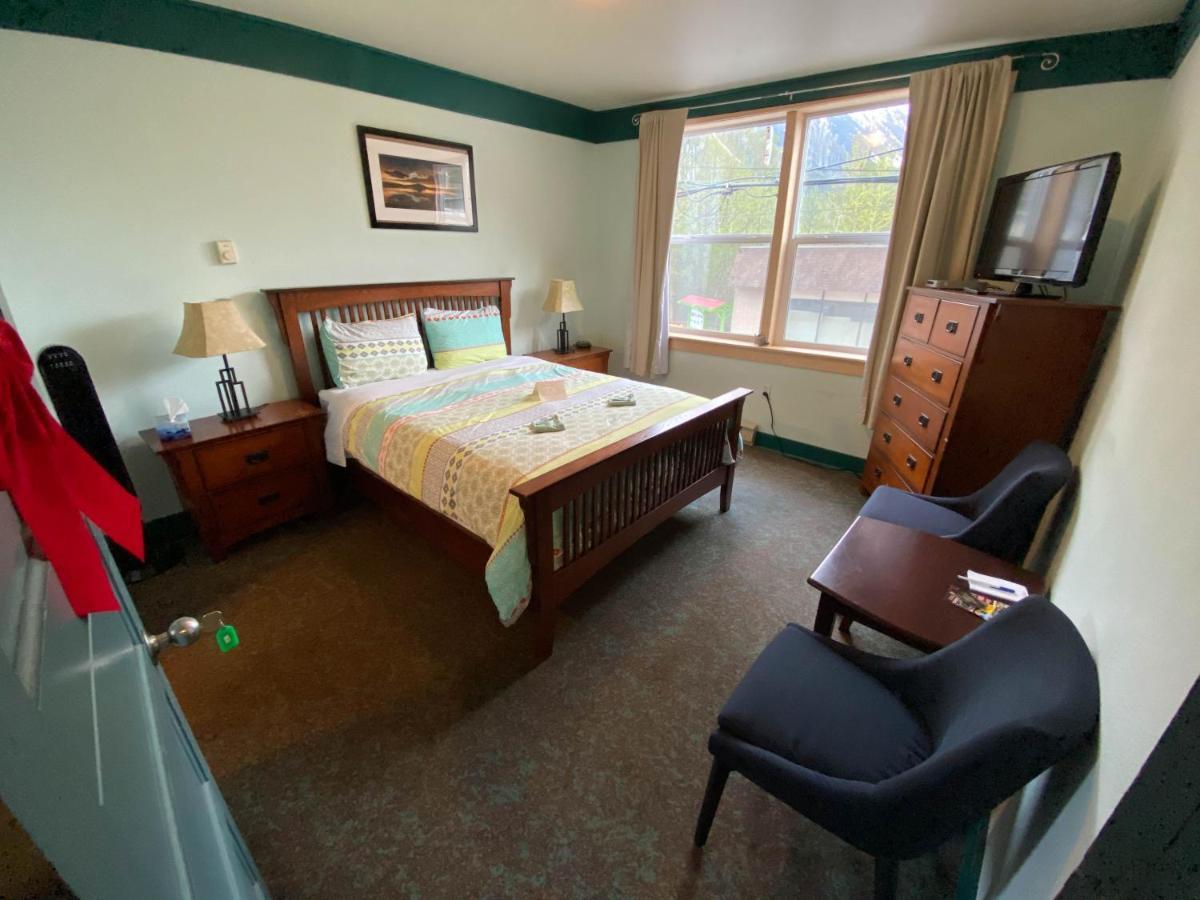 Historic Hotel Bayview Stewart Экстерьер фото